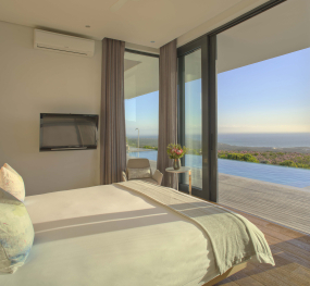 web-grootbos-accommodation-villa-bedroom-view RS.jpg