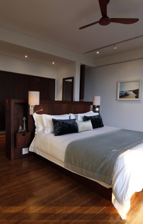 grootbos-villa-2-main-bedroom-2.jpg