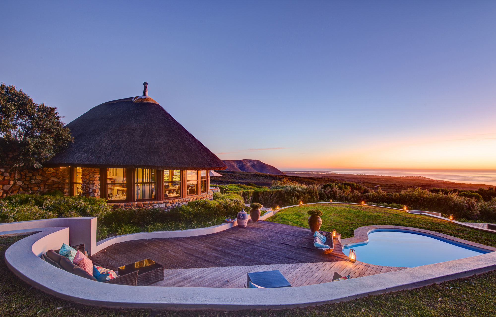 web-grootbos-accommodation-garden-lodge-pool-08.jpg