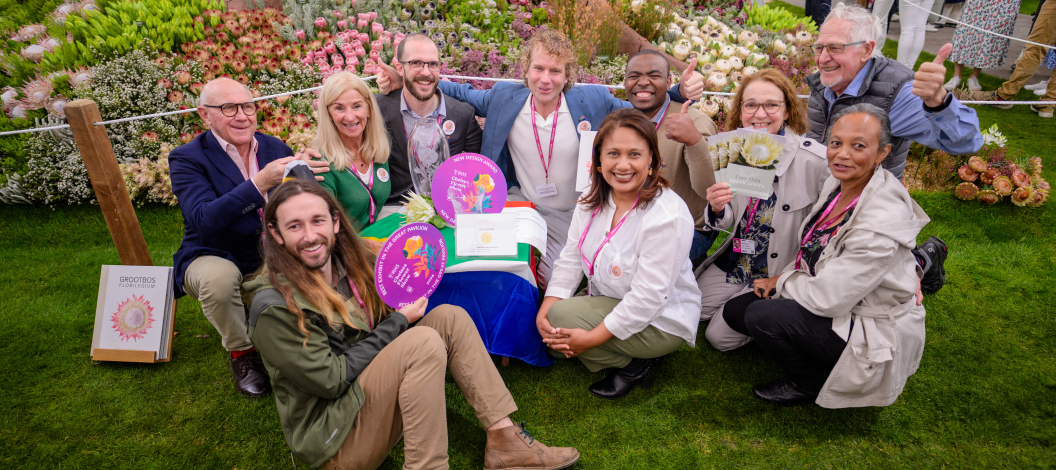 Grootbos-Chelsea-Flower-Show-Fynbos-Display-team-gold.jpg