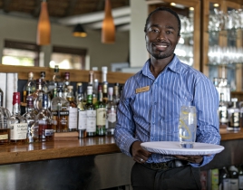 ERMELO SITHOLE- BARMAN.jpg