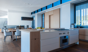 fully-equipped-kitchen.jpg