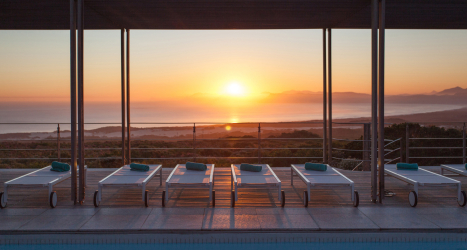 web-grootbos-villas-wellness-wellbeing-gallery-pool-sunset.jpg