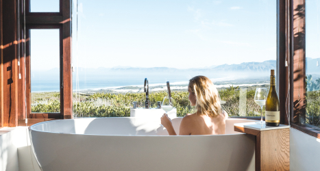 web_grootbos_forest_lodge_suite_bathroom.jpg